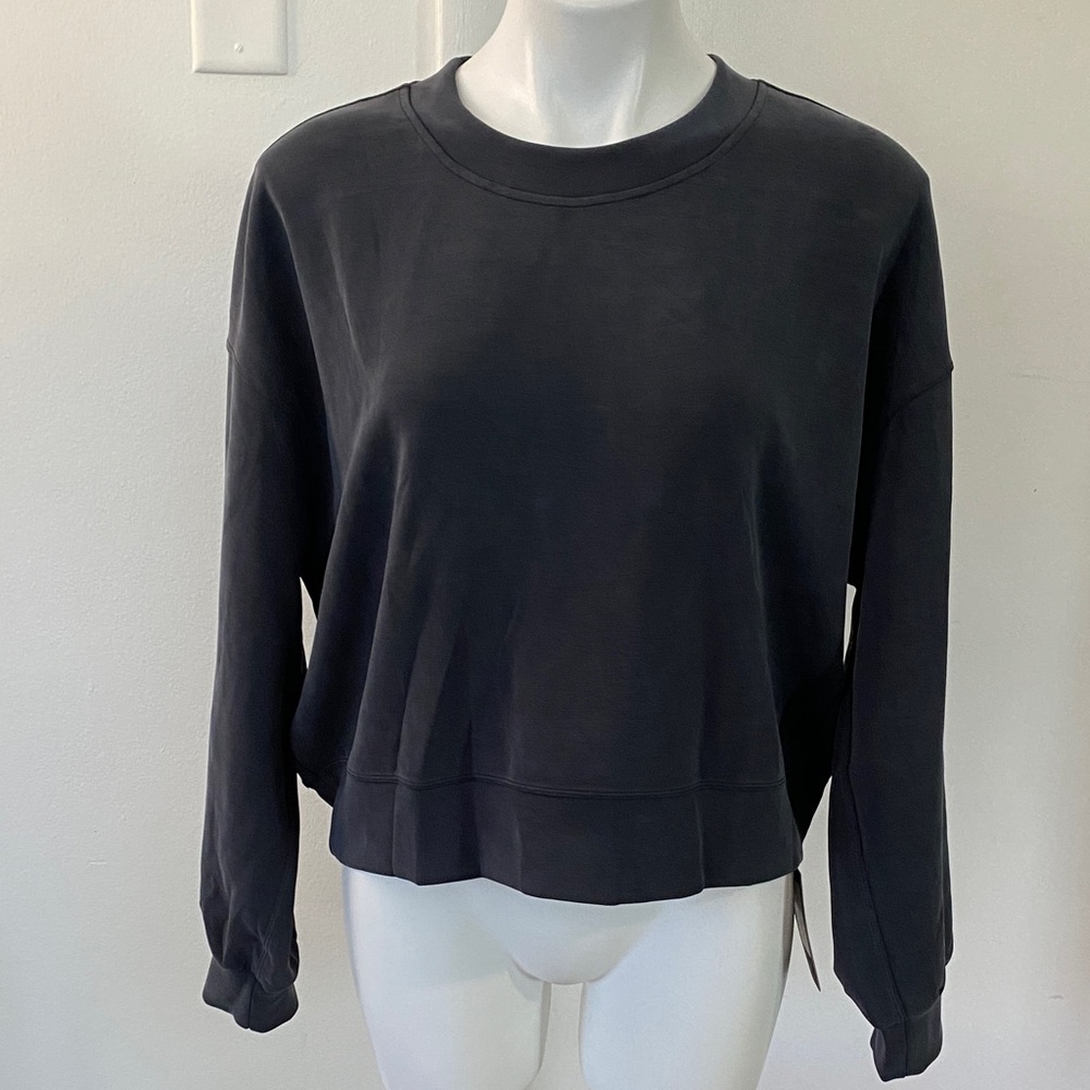 Lululemon x Peloton - Perfectly Oversized Crop Crew - NWT